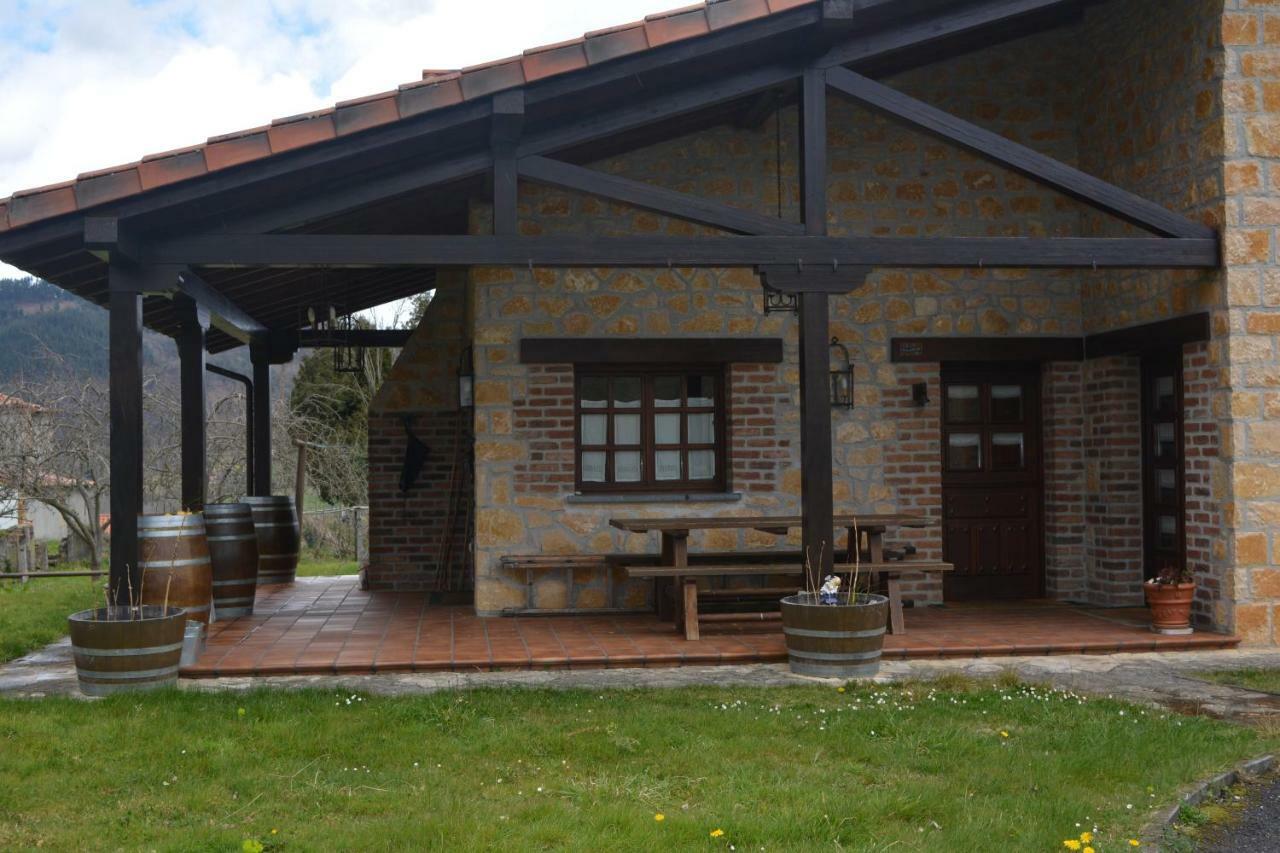La Milonga Villa Pilona Luaran gambar