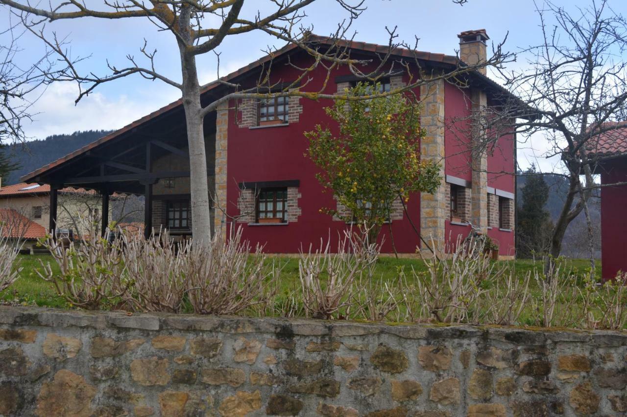 La Milonga Villa Pilona Luaran gambar