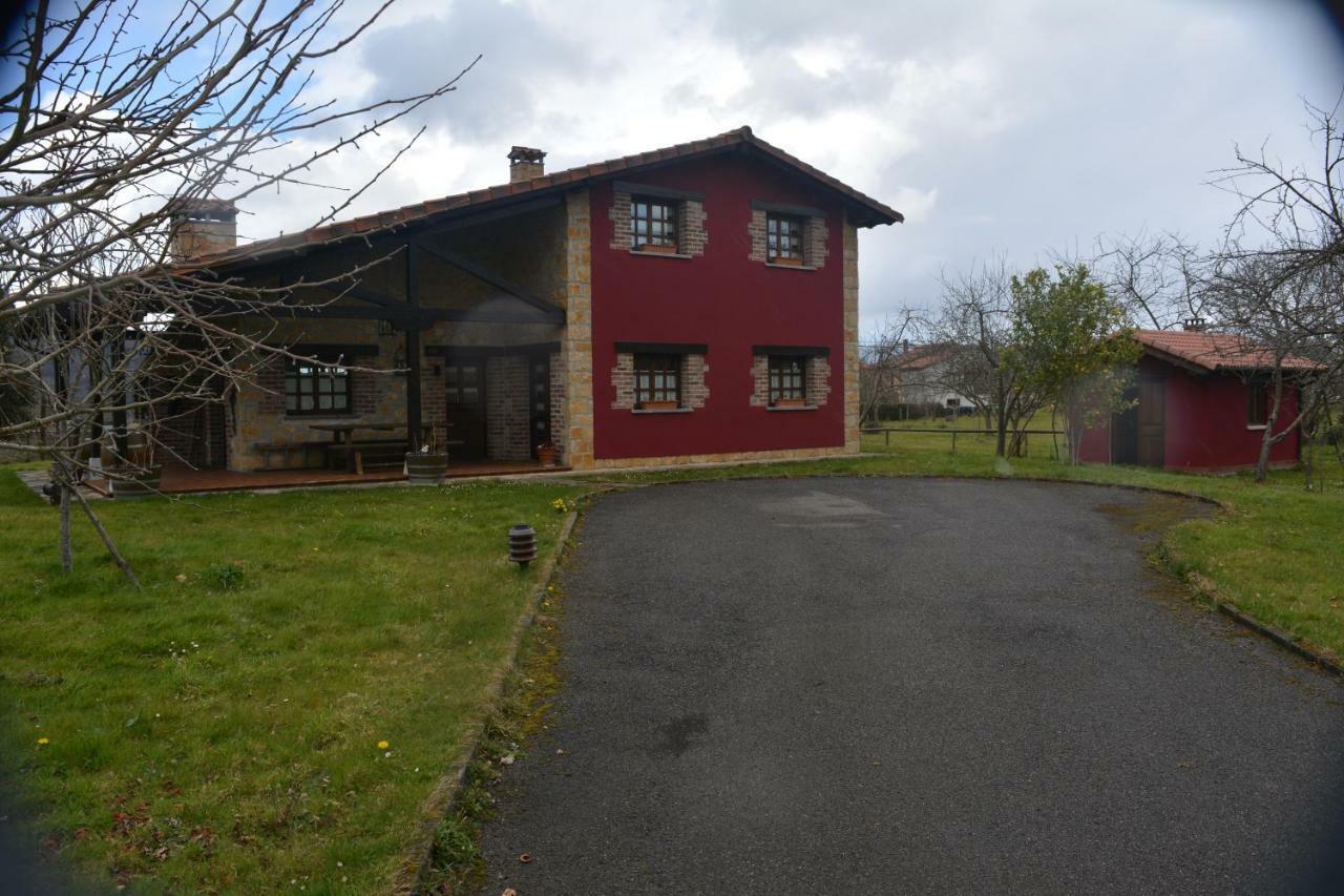 La Milonga Villa Pilona Luaran gambar