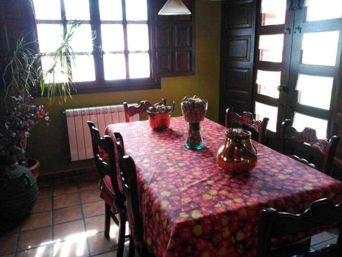 La Milonga Villa Pilona Luaran gambar