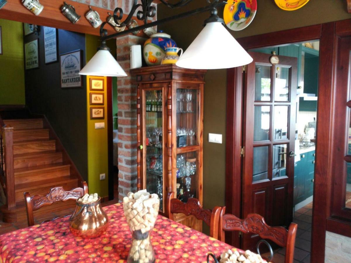 La Milonga Villa Pilona Luaran gambar
